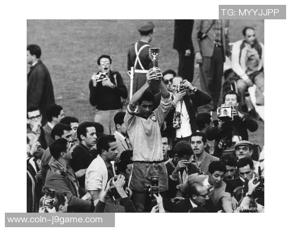 足球世界杯的传奇历程与那些动人心弦的瞬间 足球世界杯的传奇历程与那些动人心弦的瞬间